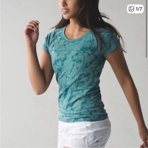 lululemon Swiftly Tech Green Camo Short Sleeve Tee